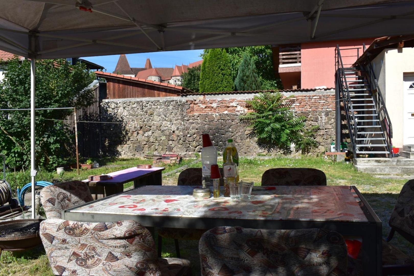 Transilvania Rent Hunedoara Exterior photo